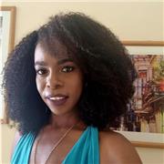 Una persona responsable y profesional en lo ye hace, las clases van dirigida a estudiantes de medicina, enfermería y biomedicina, que necesitan reforzar conocimientos de Microbiología